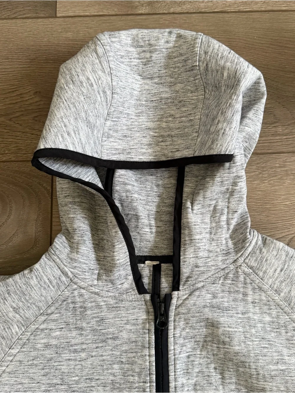 LULULEMON City Bound Women’s Light Gray Hooded Full Zip Jacket Size 6 - Picture 8 of 12